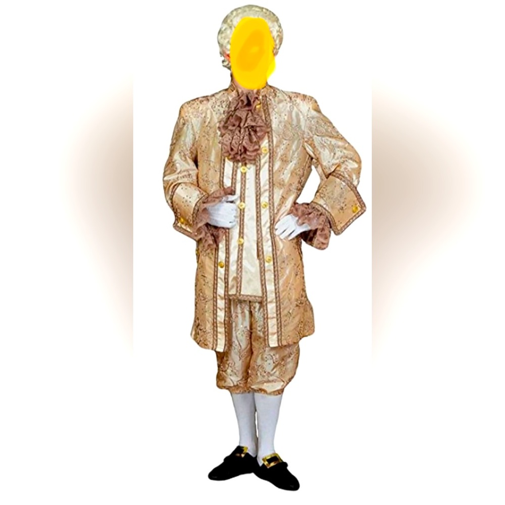 Tabi's Characters 

Louis XVI Colonial Antique Rose Bisque Costume